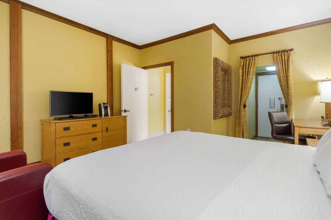 Inn Marin And Suites, An Ascend Hotel Collection Member - thumb 34