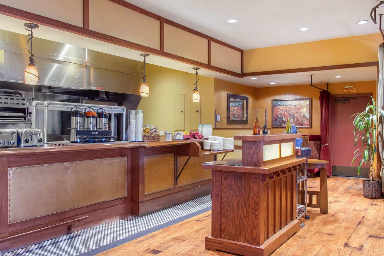 Inn Marin And Suites, An Ascend Hotel Collection Member - thumb 5