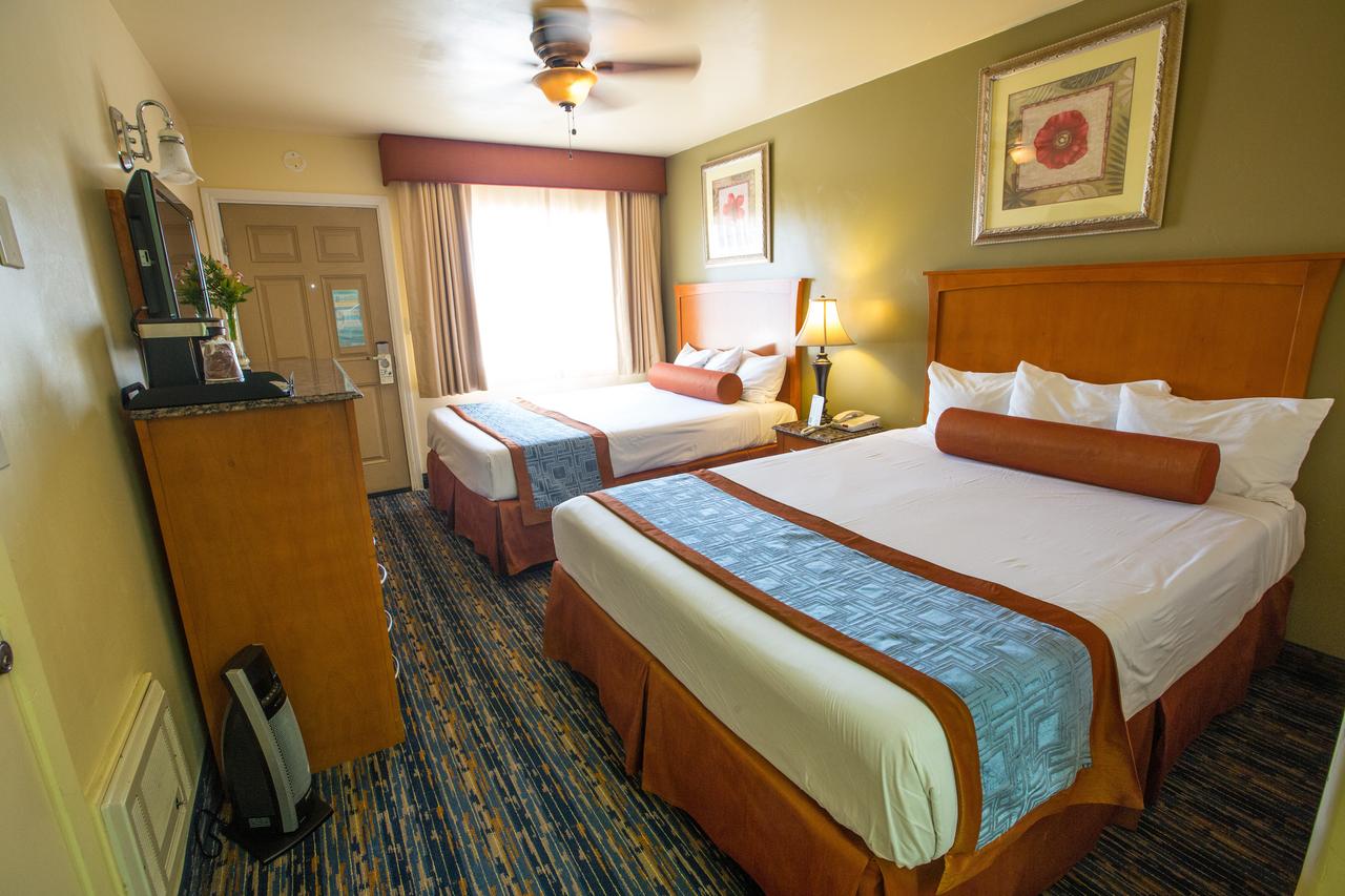 Beachwalker Inn & Suites - thumb 2