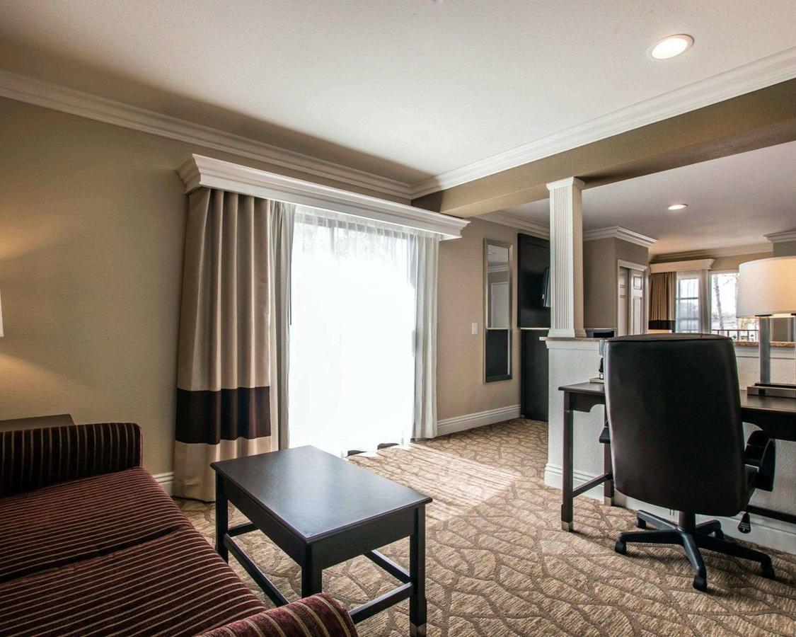 Comfort Suites San Clemente Beach - thumb 20