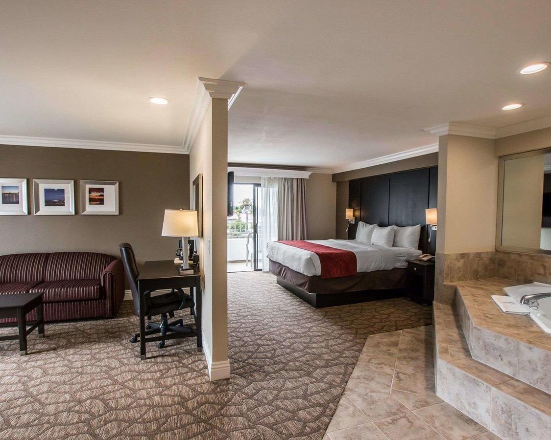 Comfort Suites San Clemente Beach - thumb 6