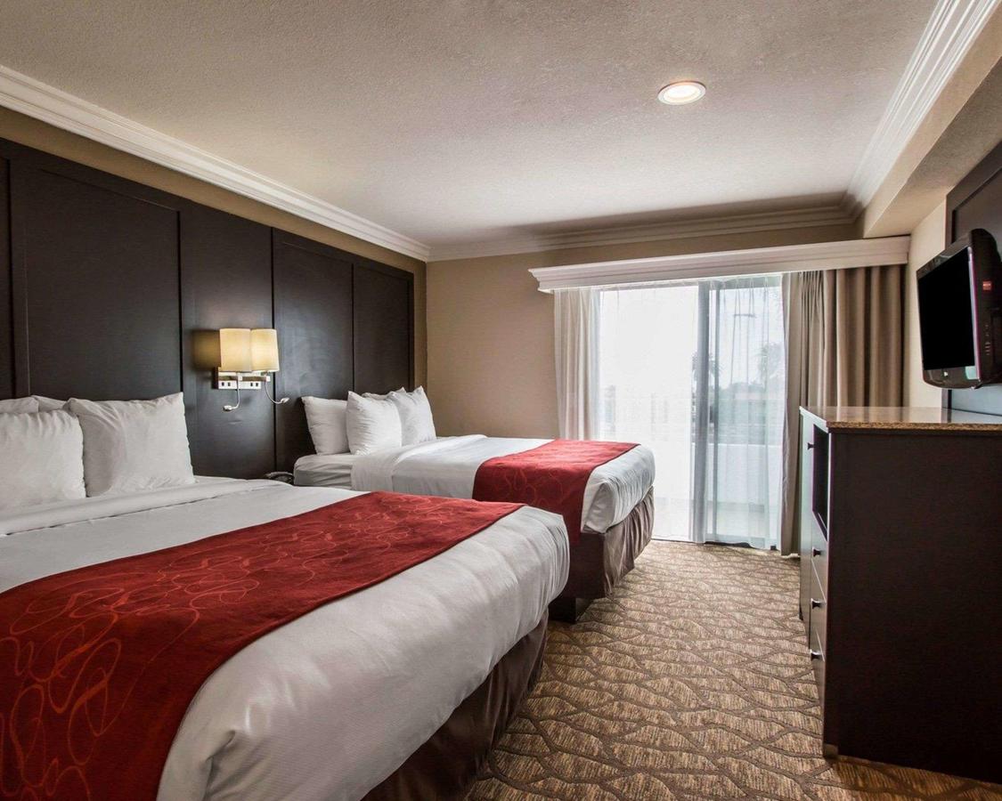 Comfort Suites San Clemente Beach - thumb 1