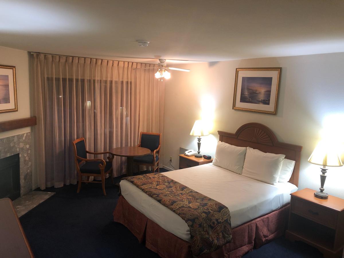 The Monarch Resort - thumb 7