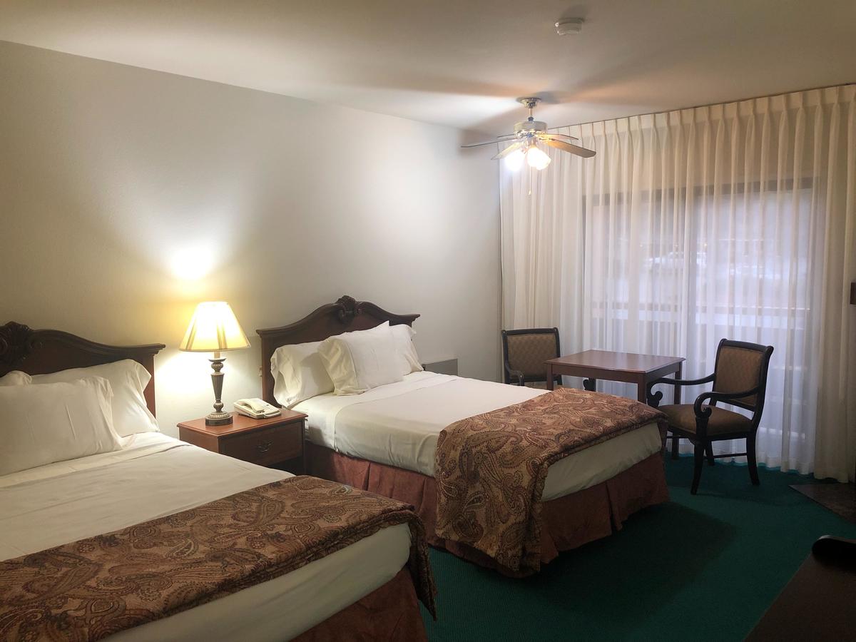 The Monarch Resort - thumb 9