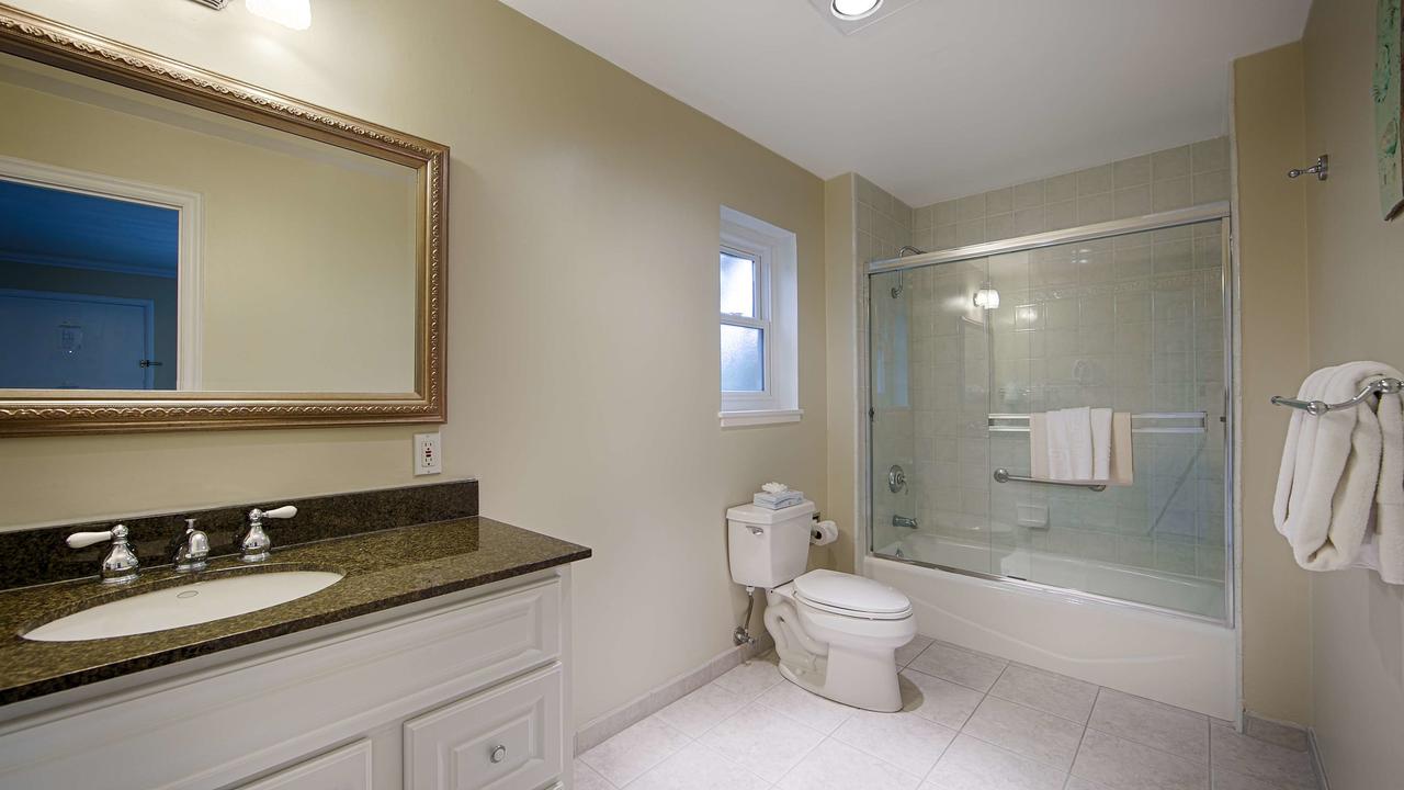 Carmel Bay View Inn - thumb 21
