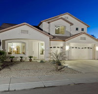 Peoria Desert Splendor 5 BR by Casago - Accommodation Michigan