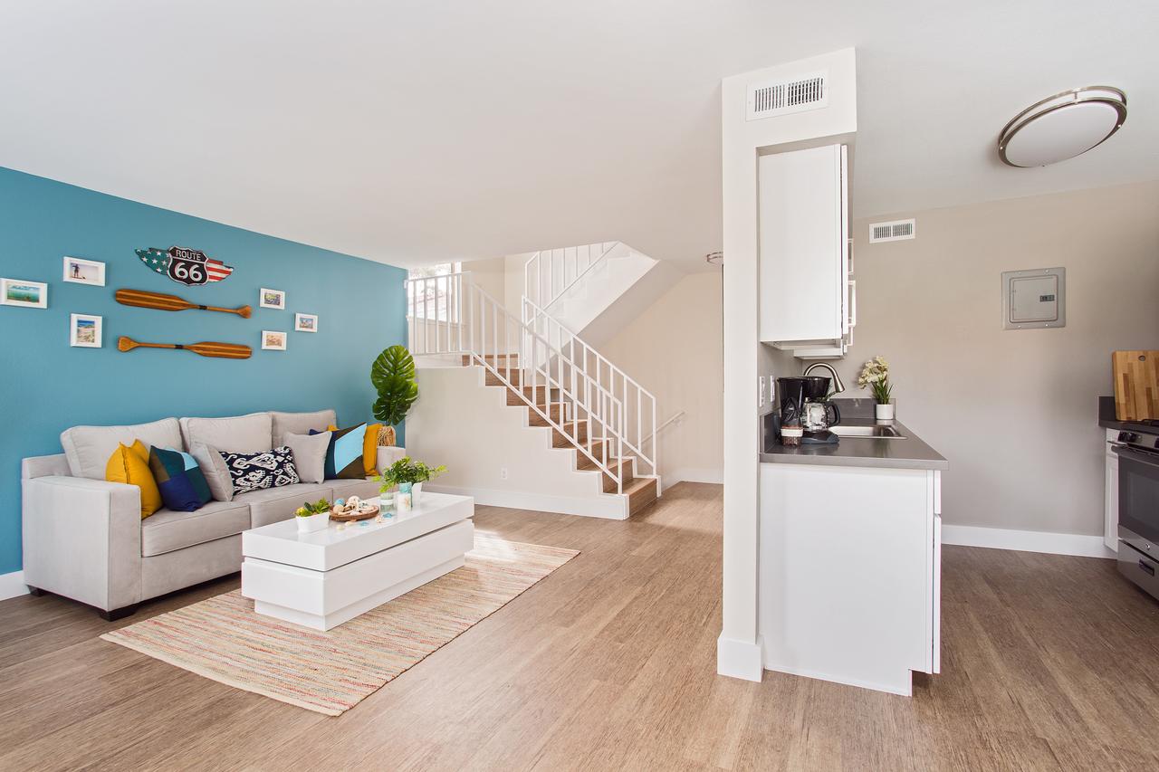 CLOSE TO THE BEACH Suite W/ Parking - thumb 5