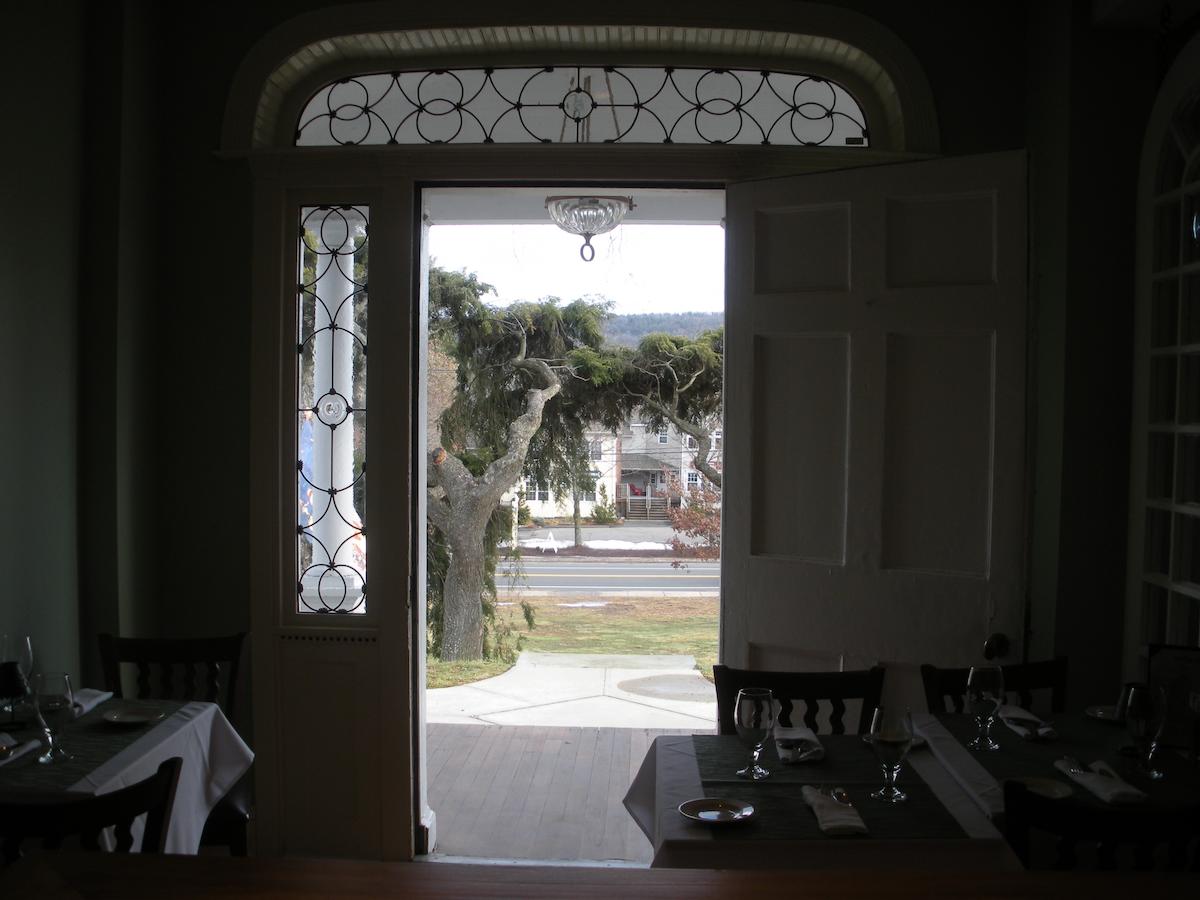 Simsbury 1820 House - thumb 27