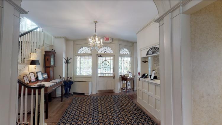 Simsbury 1820 House - thumb 2