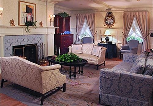 Simsbury 1820 House - thumb 20