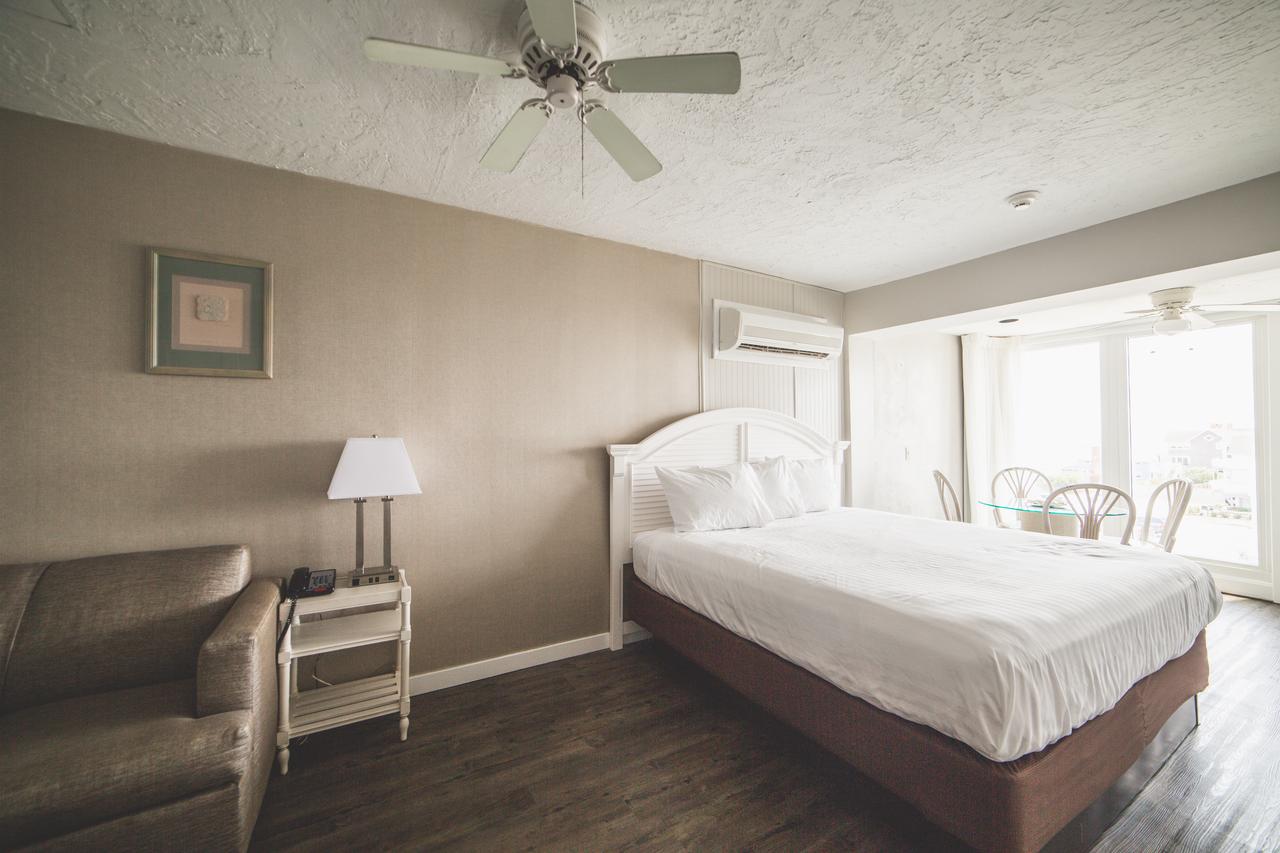 Surf Club Oceanfront Hotel - thumb 17