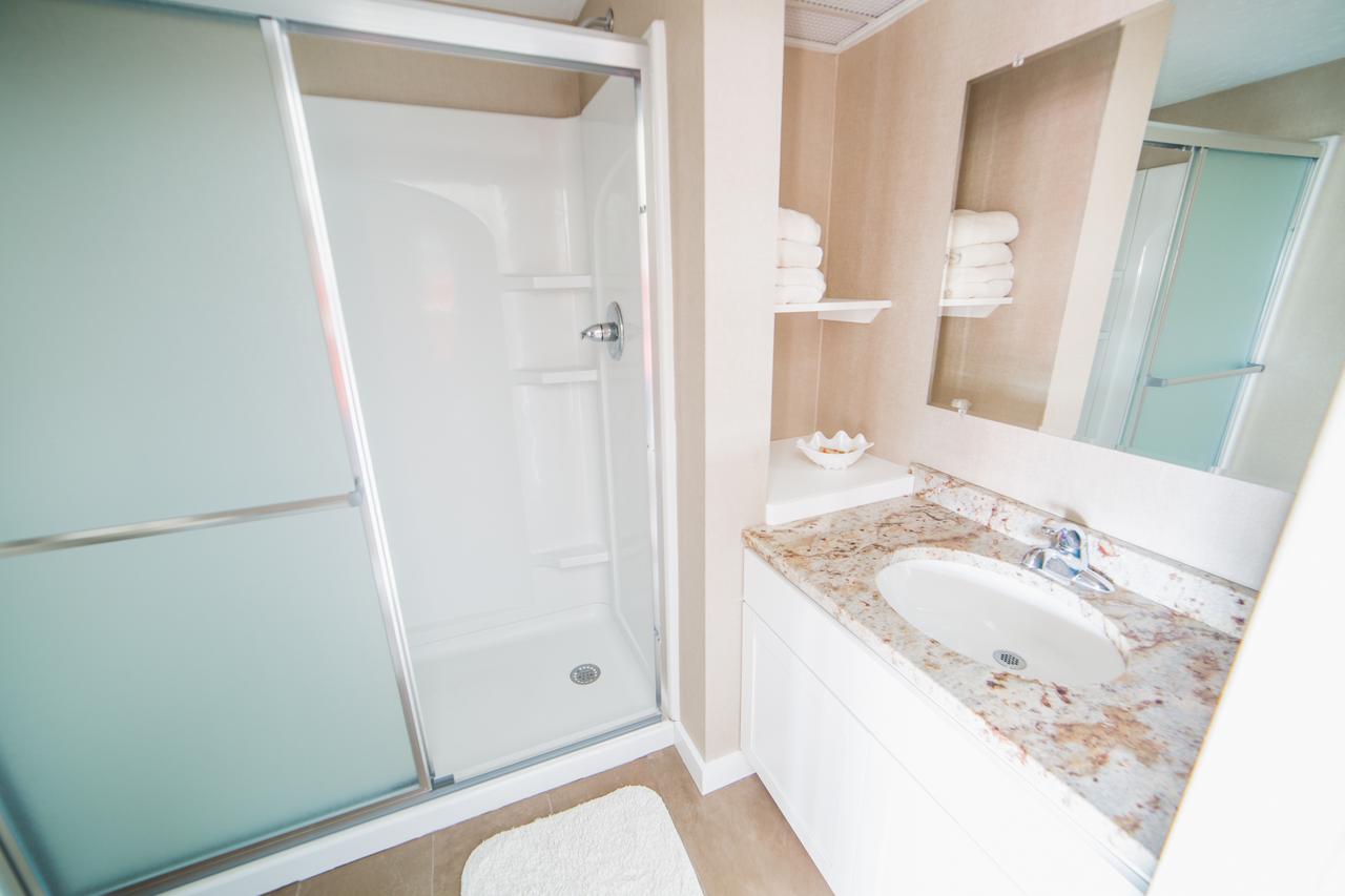 Surf Club Oceanfront Hotel - thumb 26