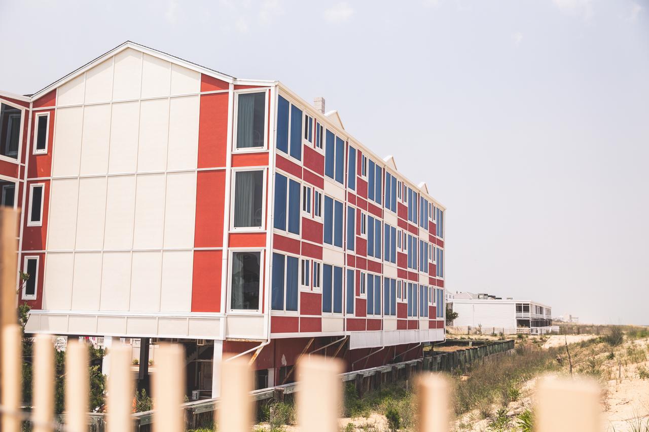 Surf Club Oceanfront Hotel - thumb 7