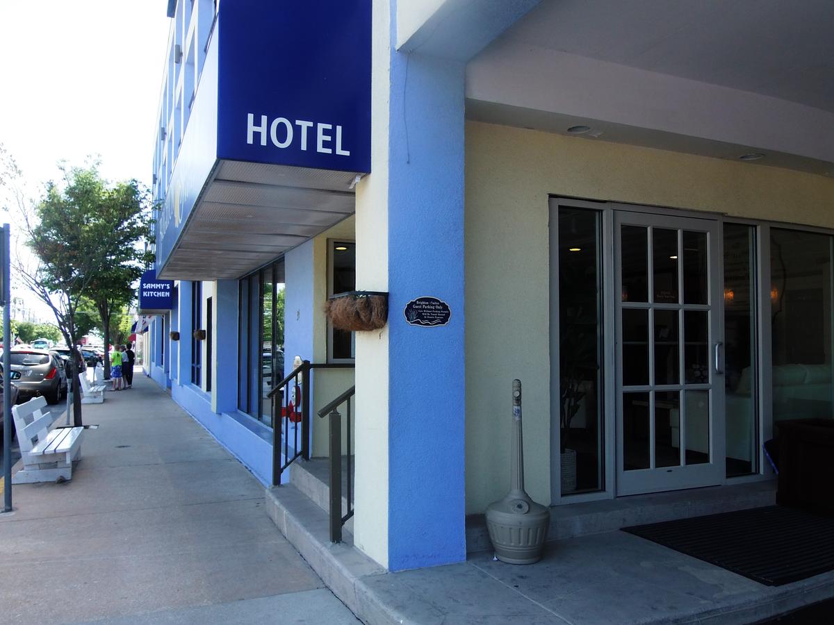 Brighton Suites Hotel - thumb 16