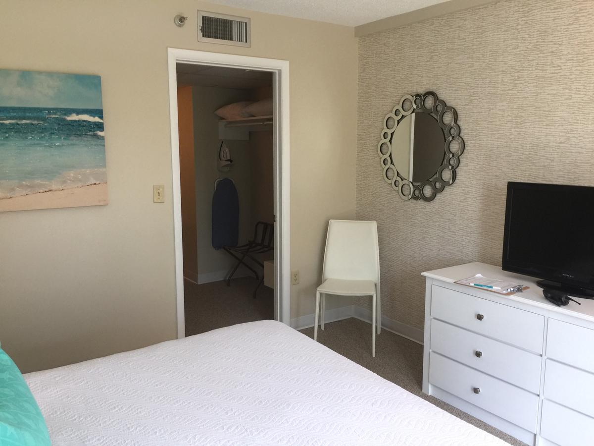 Brighton Suites Hotel - thumb 6