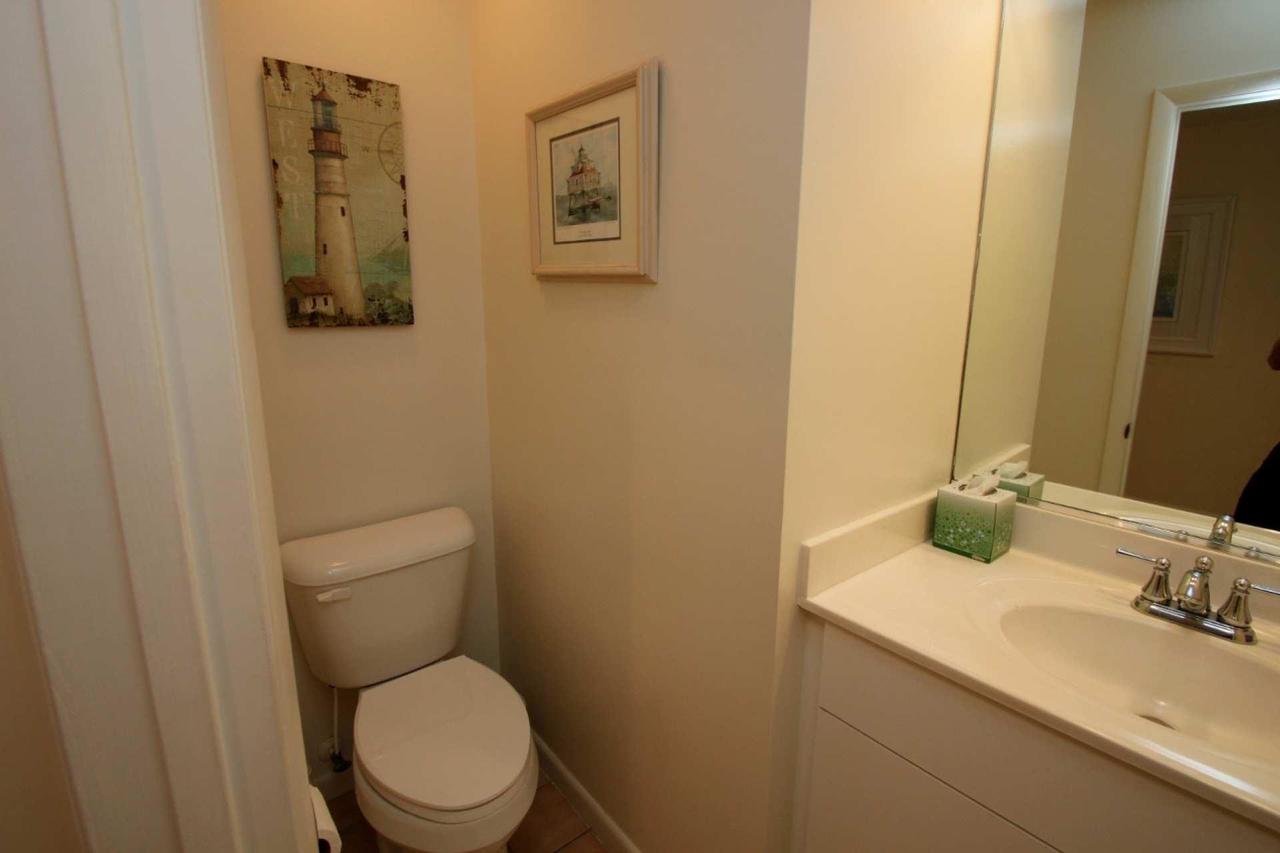 53011 Lakeshore Dr. - thumb 18