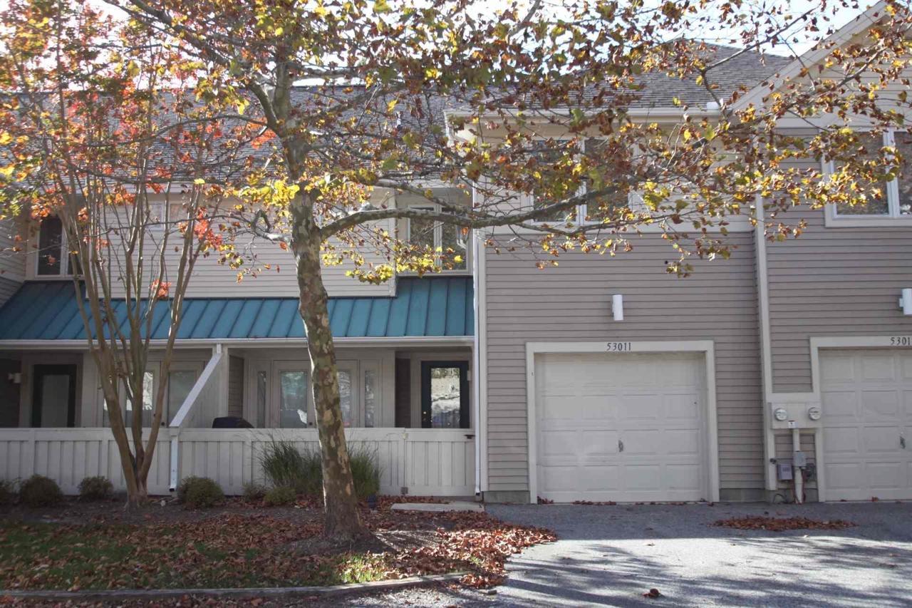 53011 Lakeshore Dr. - thumb 0