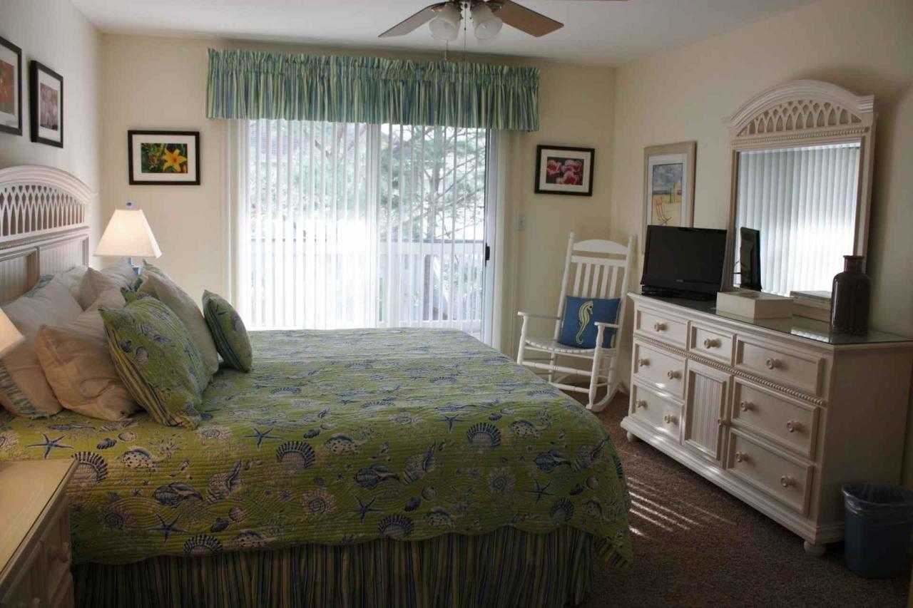 53011 Lakeshore Dr. - thumb 9