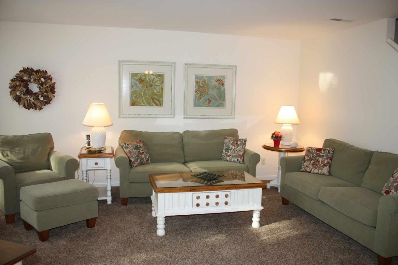 53011 Lakeshore Dr. - thumb 11