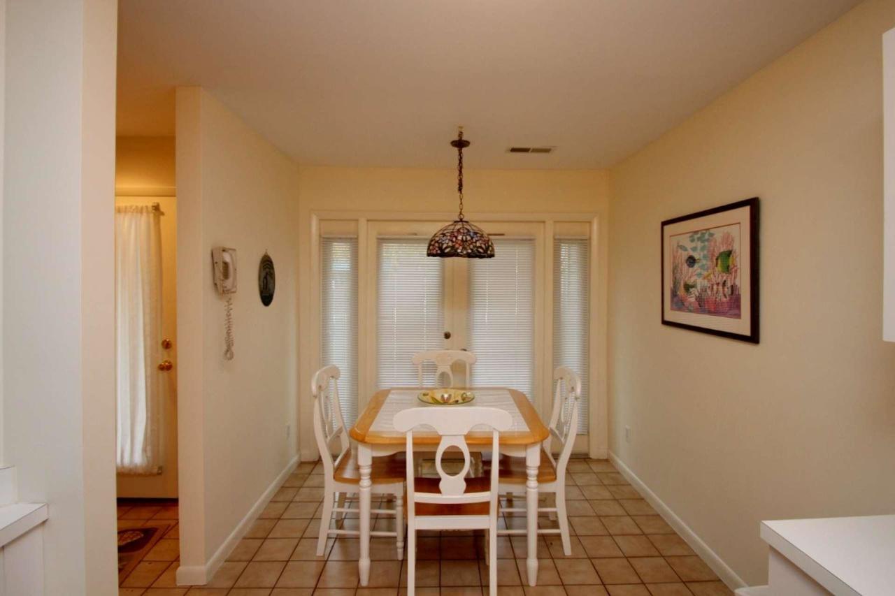 53011 Lakeshore Dr. - thumb 36