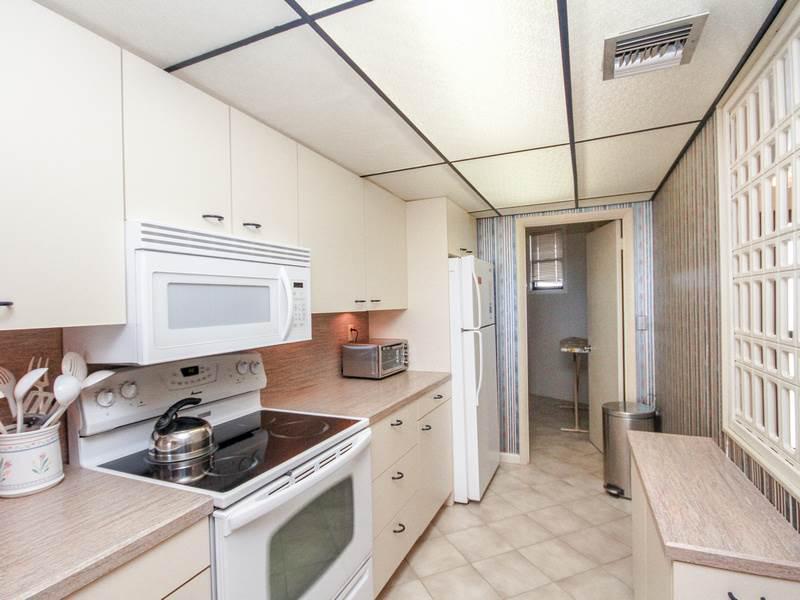 303N Edgewater House Condo - thumb 6