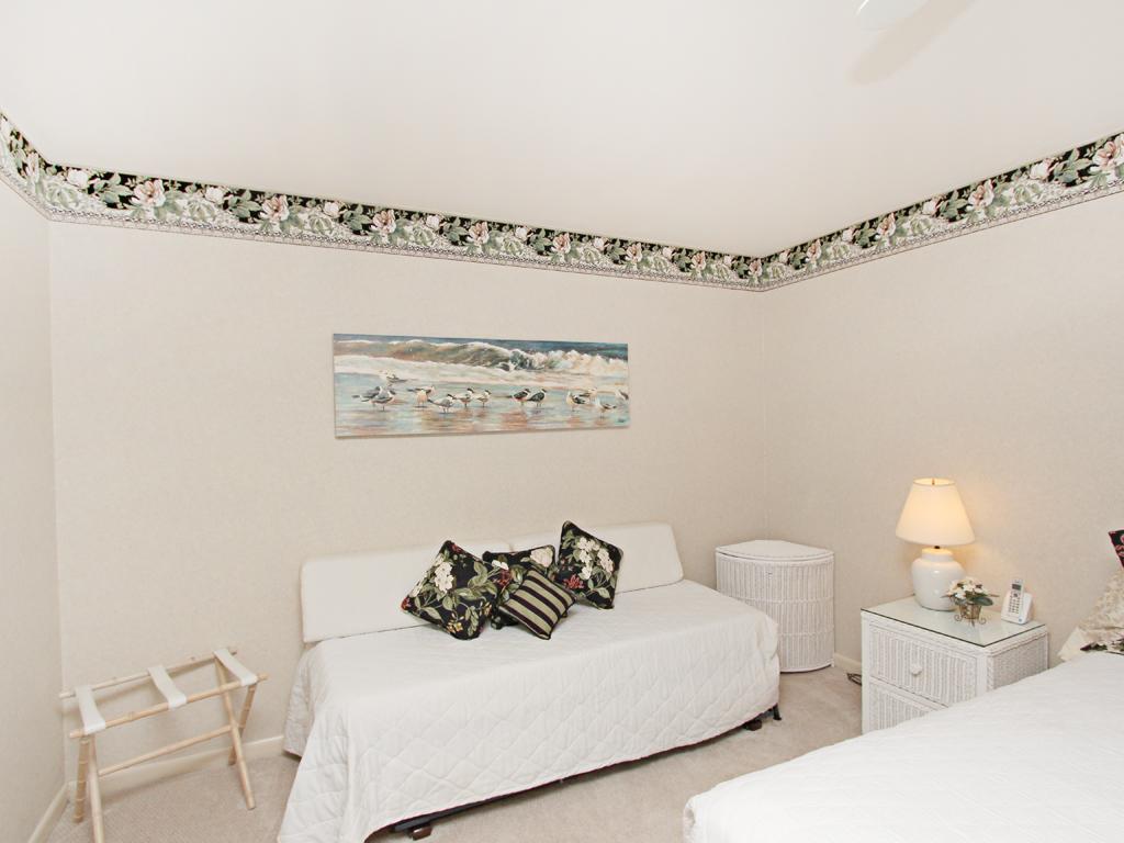 908 Singles Court Condo - thumb 10