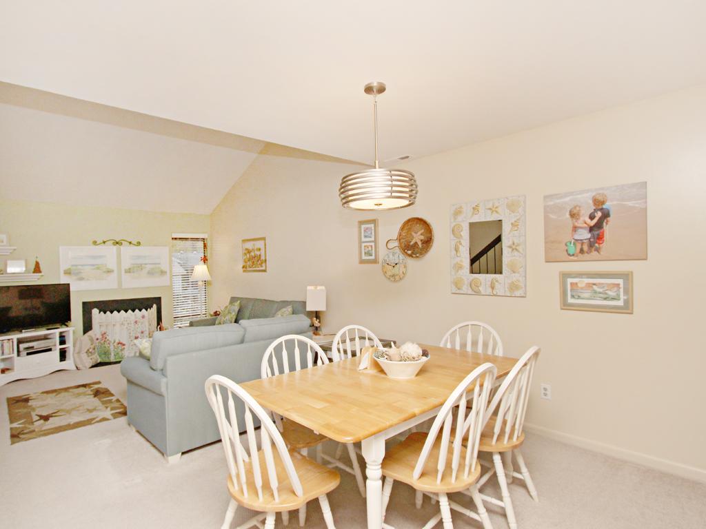 908 Singles Court Condo - thumb 12