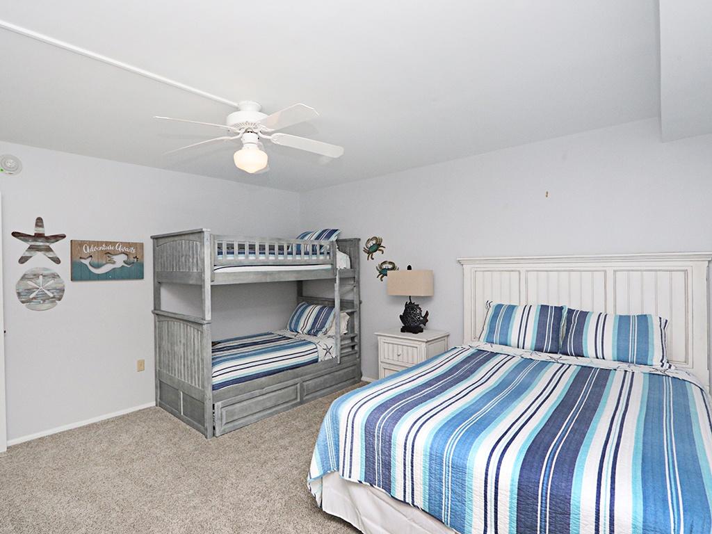 210 Chesapeake House Condo - thumb 16