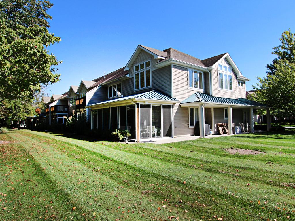 56010 Pine Shore Boulevard Townhouse - thumb 14