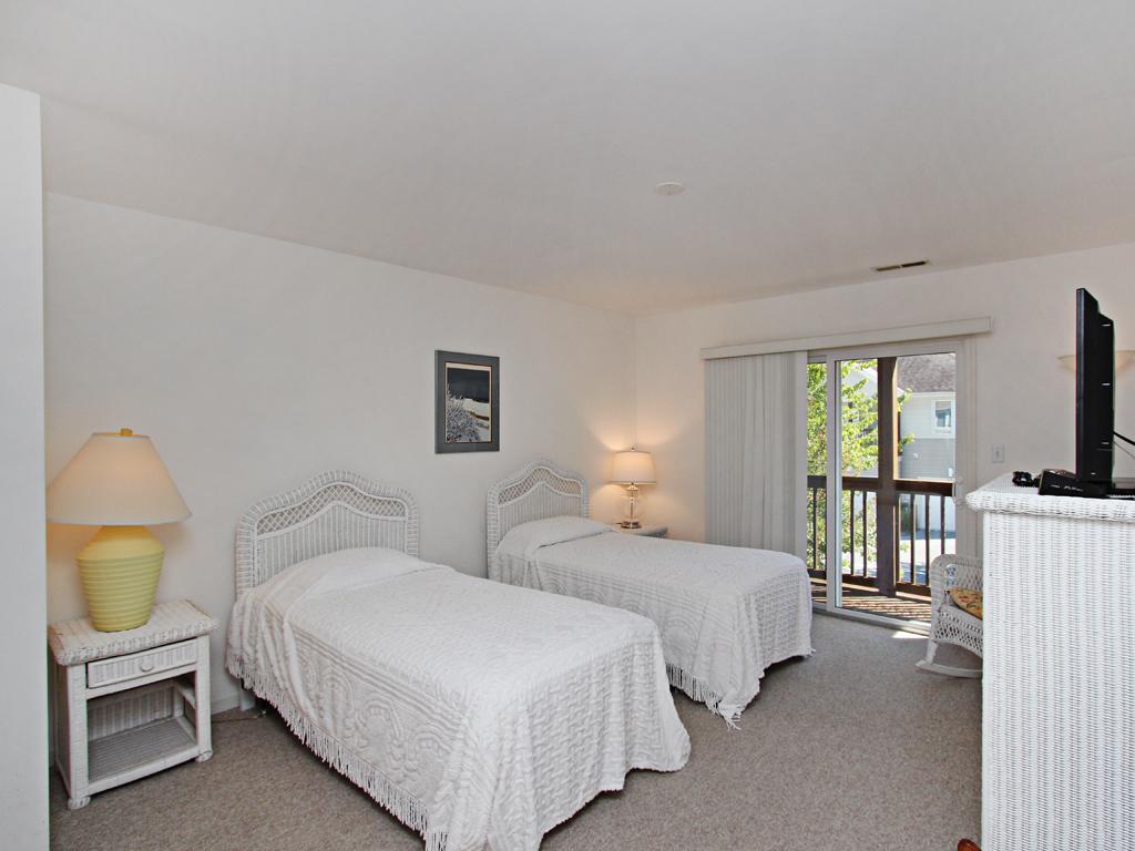 56010 Pine Shore Boulevard Townhouse - thumb 34