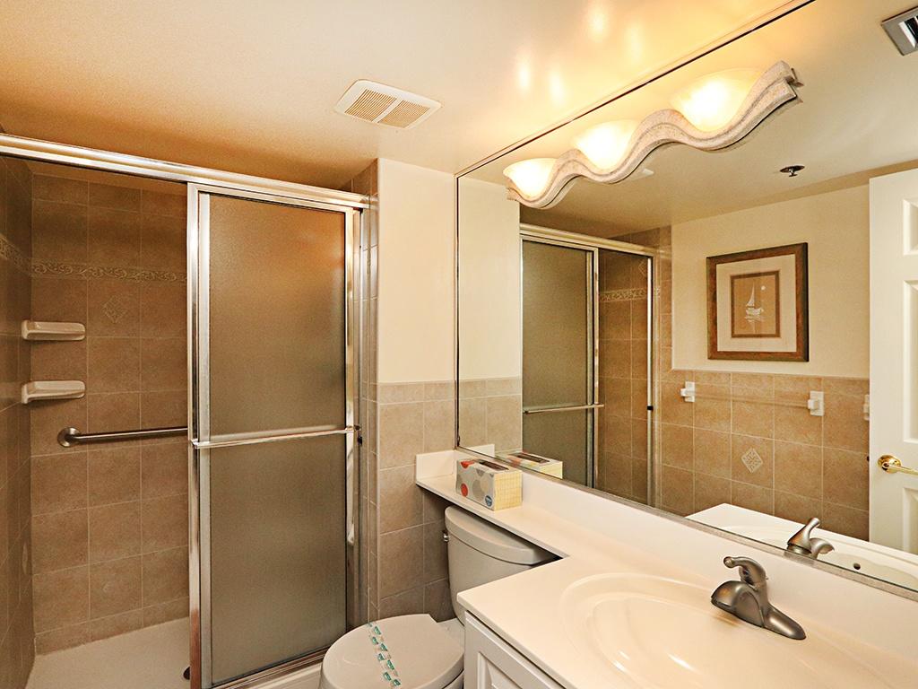 512 Harbour House Condo - thumb 10