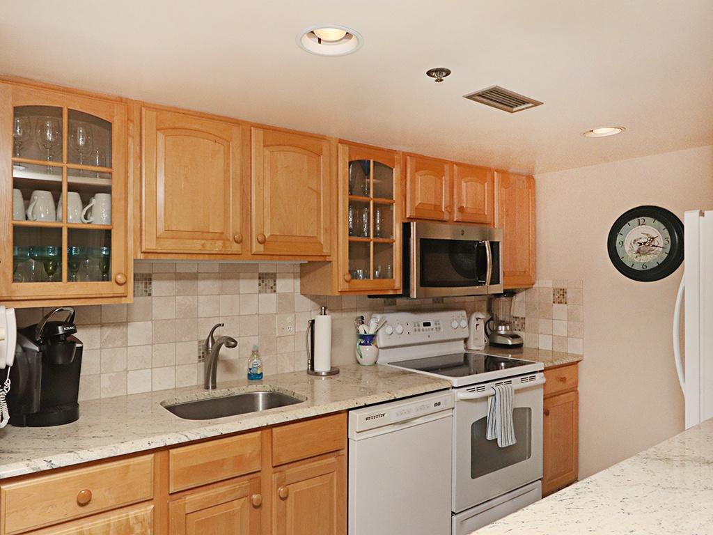 512 Harbour House Condo - thumb 21