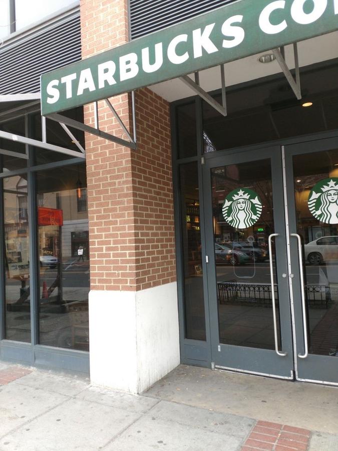 Convention Center/Logan Circle Large Cozy House. - thumb 7