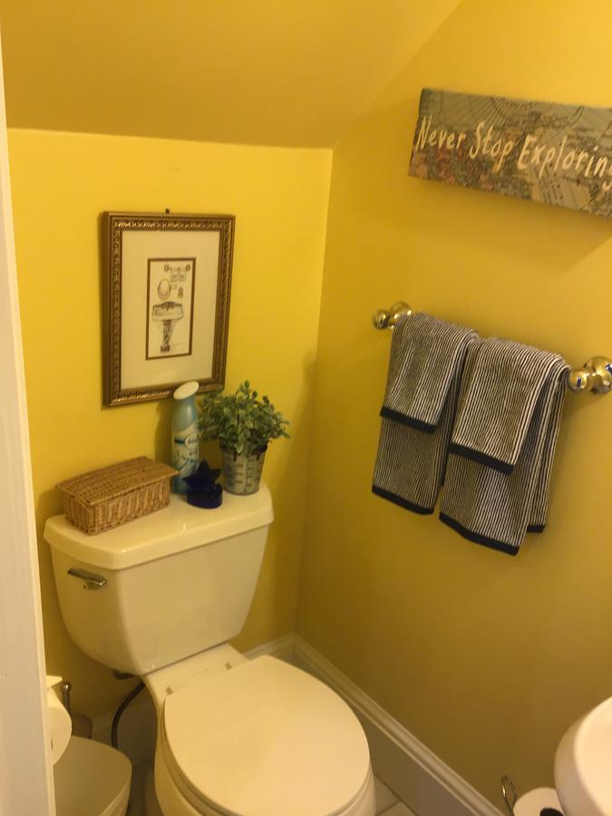 Convention Center/Logan Circle Large Cozy House. - thumb 17