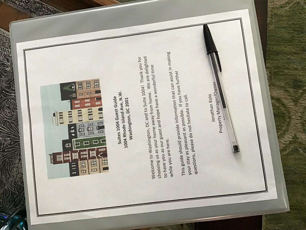 Convention Center/Logan Circle Large Cozy House. - thumb 22