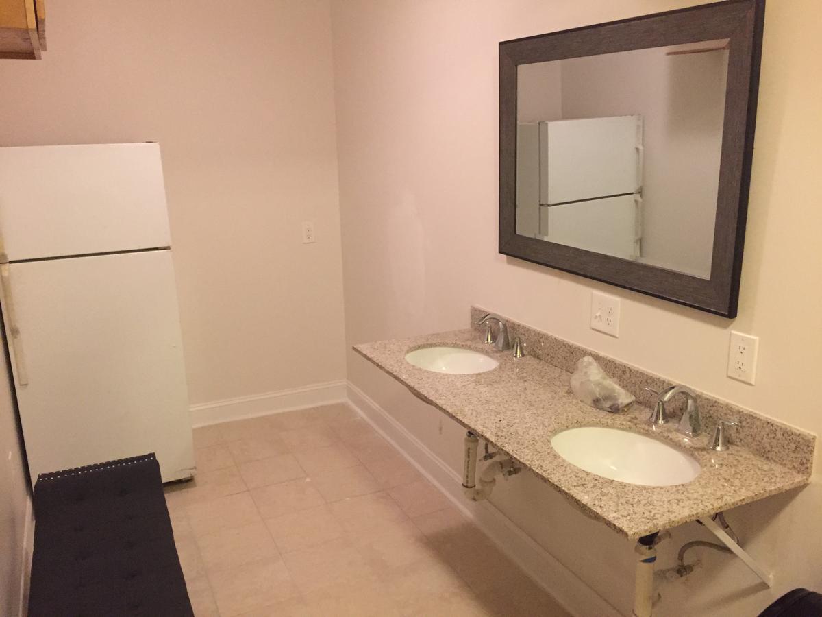 DC International Hostel 2 - thumb 35