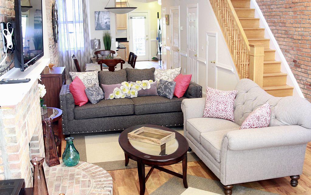 Your Home Away For Home, Convention Center. 96 WALK SCORES. - thumb 10