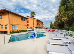 Royal Inn Beach Hutchinson Island