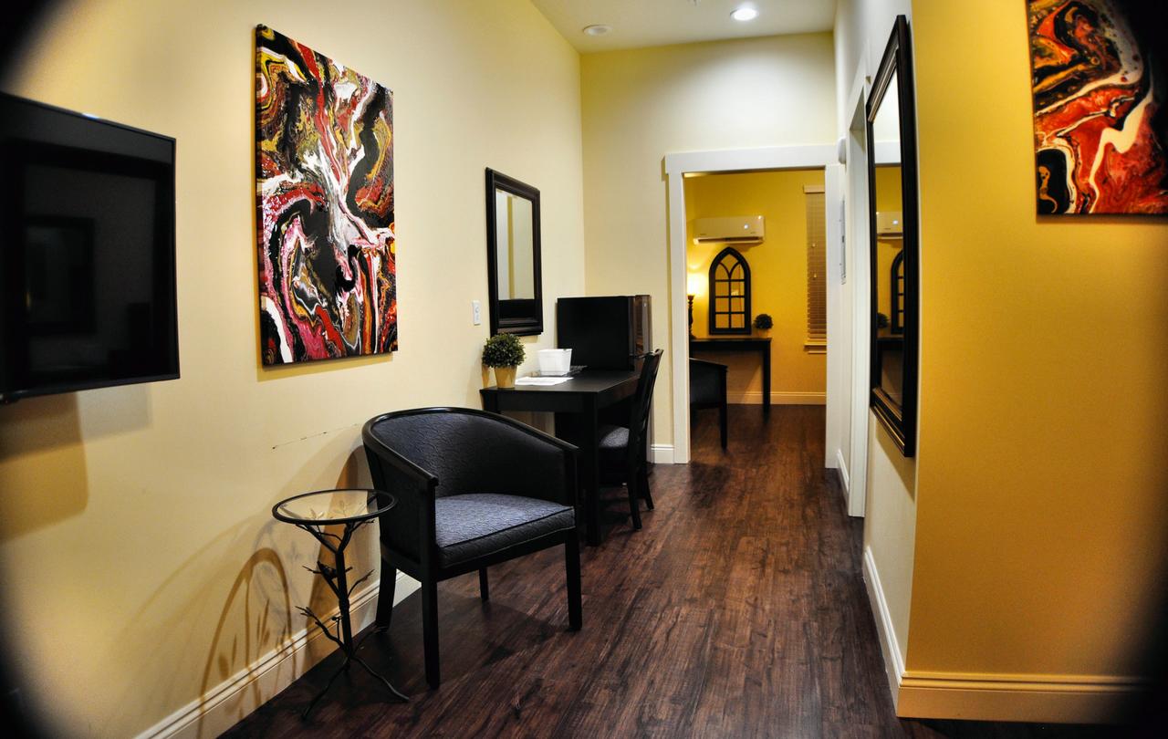 30-A Inn & Suites - thumb 2