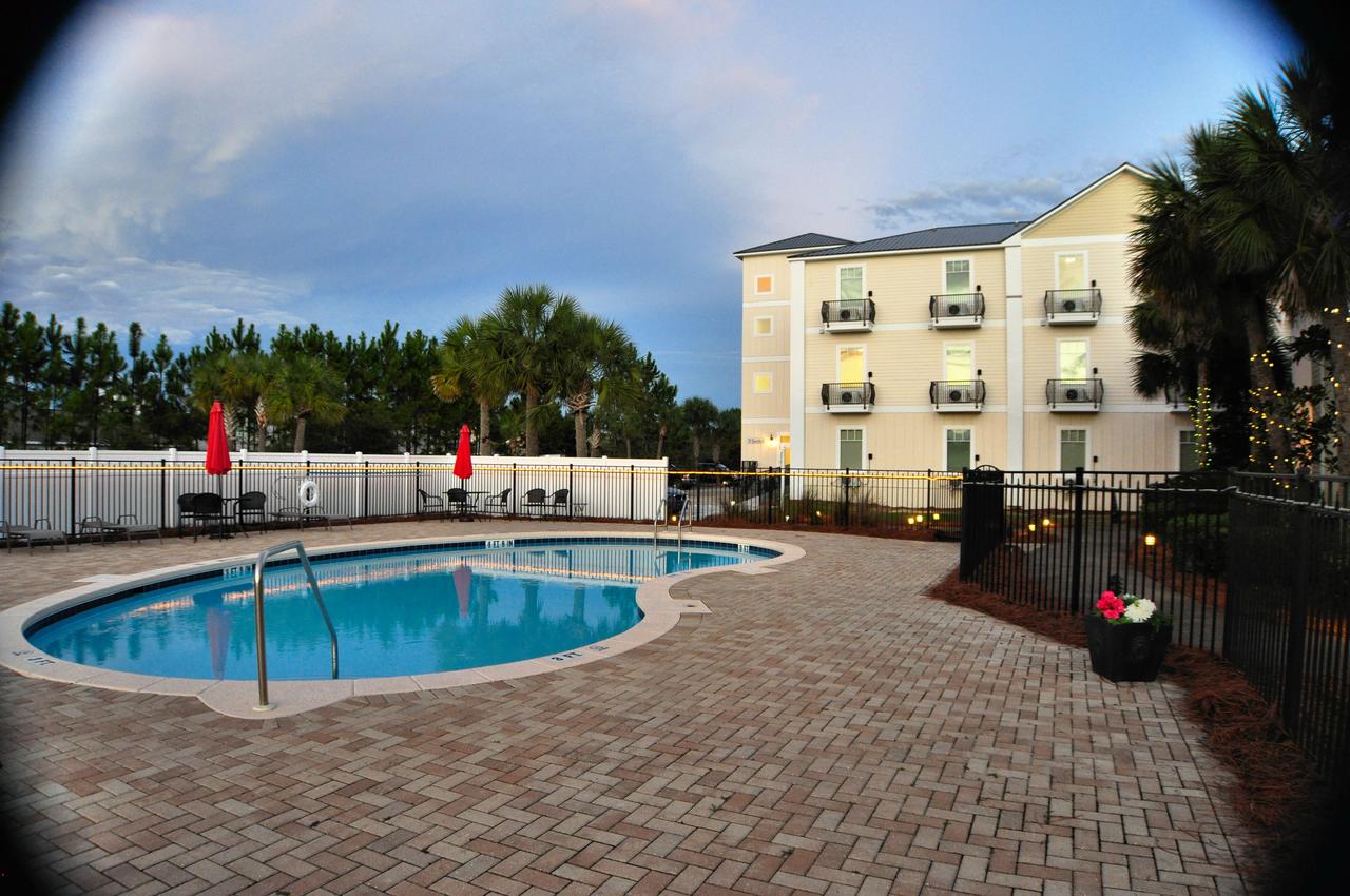 30-A Inn & Suites - thumb 1
