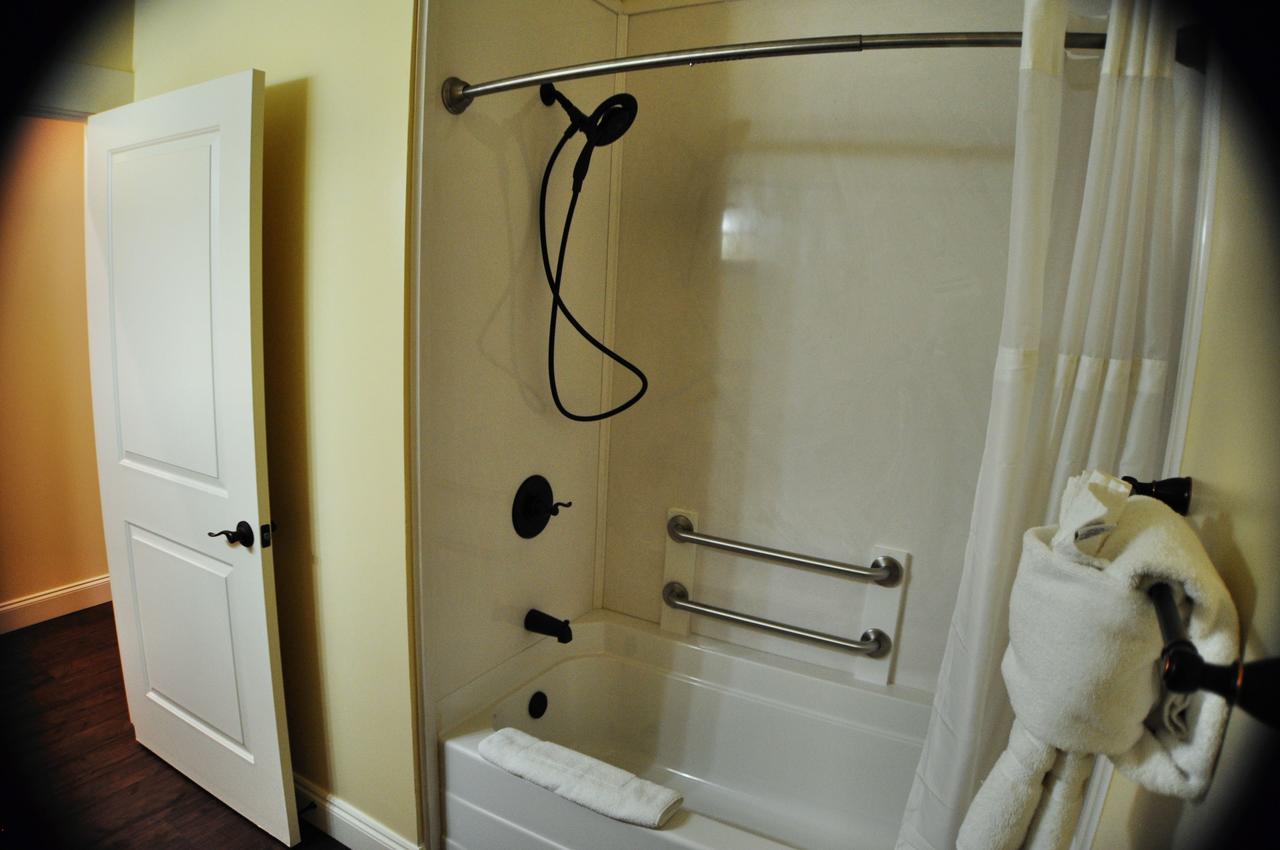 30-A Inn & Suites - thumb 28