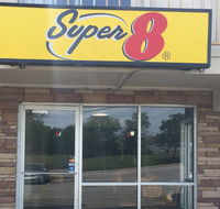 Super 8 by Wyndham Florence - Accommodation Michigan
