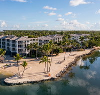 Pelican Cove Resort and Marina - Accommodation Michigan