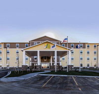 MainStay Suites Watford City - Accommodation Michigan