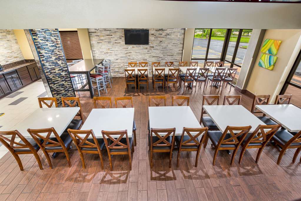 Quality Inn & Suites - thumb 10