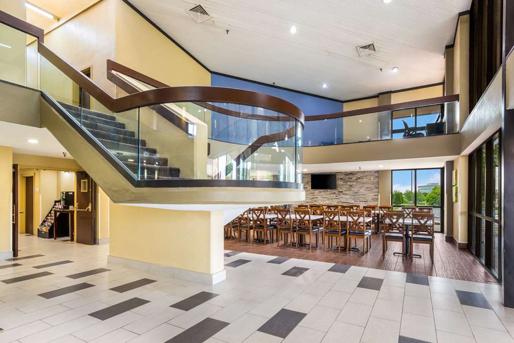 Quality Inn & Suites - thumb 12