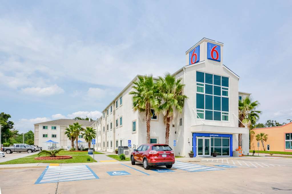 Motel 6 Biloxi - thumb 1