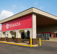 Ramada Bismarck - Accommodation Michigan