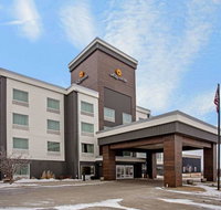 La Quinta Inn  Suites Bismarck - Accommodation Michigan
