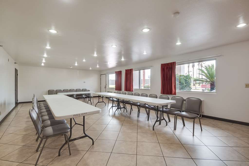 Motel 6 Brownsville North - thumb 20